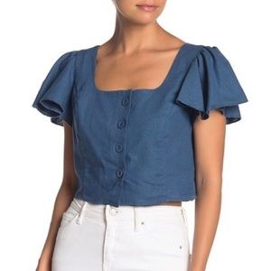 New Flutter sleeve crop top